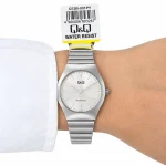 ساعت مچی زنانه کیو اند کیو مدل Q72B-001PY